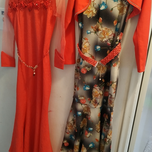 Dress - Picture 3 of 5